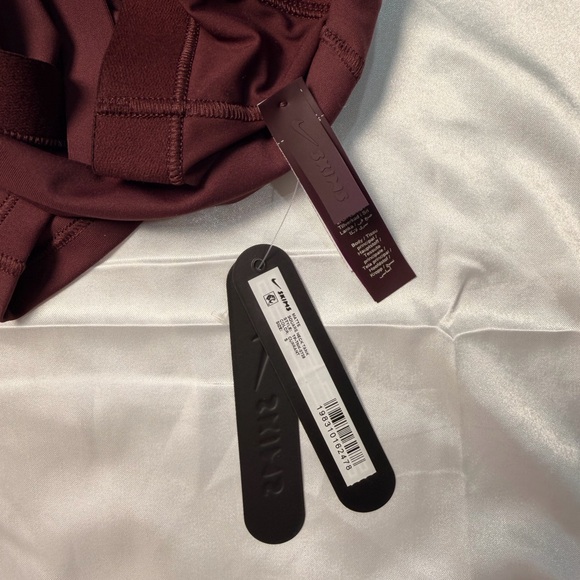 NikeSKIMS Square Neck Tank NWT - Picture 8 of 9